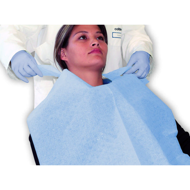 Patientservietter m/plast og bindebånd på rulle